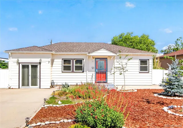 Photo 2 of Single family home for sale at 4574 Wyandot St, Denver, CO 80211 | MLS# 6198671 | Listing updated on 2026-09-26
