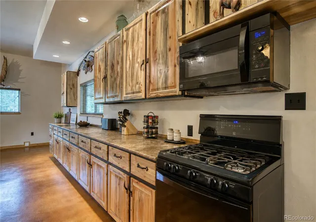 4th image of 2973 Lory Ln, Estes Park, CO 80517 | MLS# 4137324