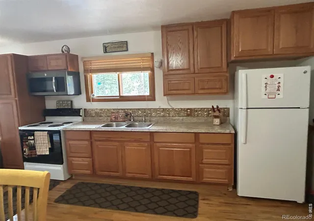 5th image of 201 Onawa Rd, Red Feather Lakes, CO 80545 | MLS# IR1064859