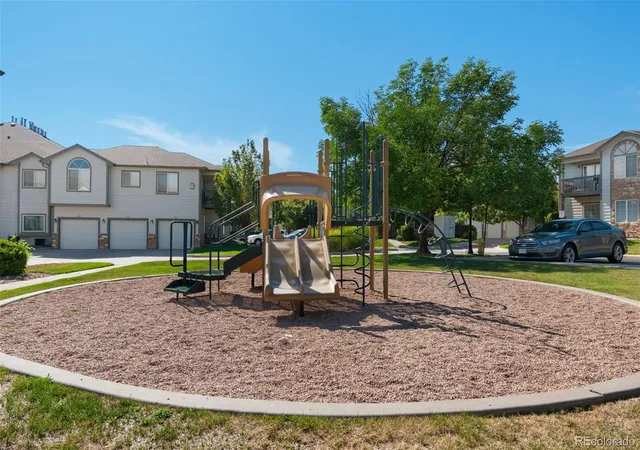 2nd image of 3262 E 103rd Dr, Thornton, CO 80229