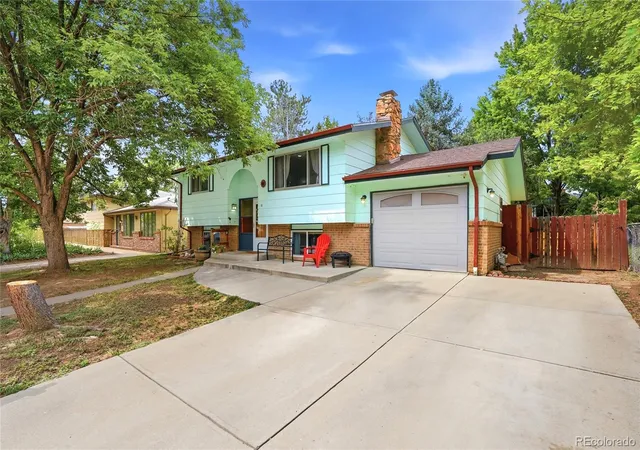 2nd image of 18 Kodiak Ct, Longmont, CO 80504 | MLS# 8305813