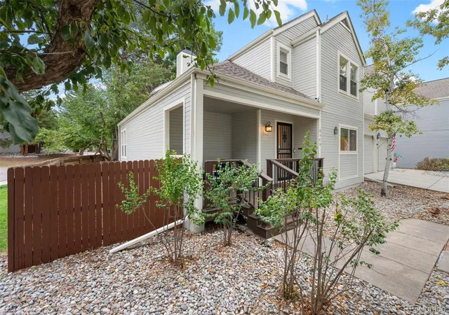 Townhouse for sale at 6408 S Glencoe Ct, Centennial, CO 80121 | MLS# 6260547