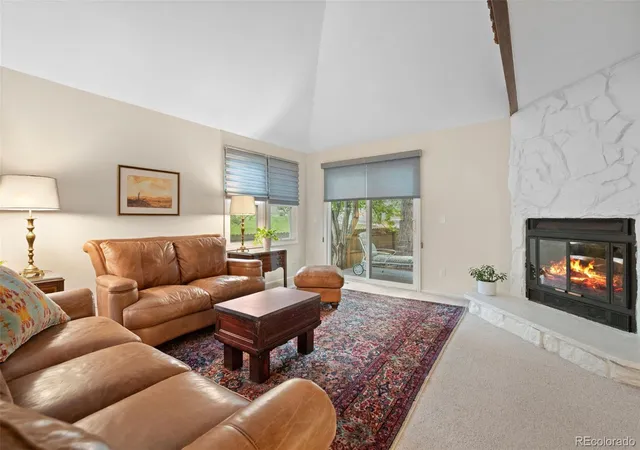 Photo 4 of Townhouse for sale at 6408 S Glencoe Ct, Centennial, CO 80121 | MLS# 6260547 | Listing updated on 2026-10-17