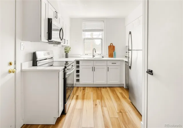 Photo 4 of Condo for sale at 960 N Sherman St #2E, Denver, CO 80203 | MLS# 4795692 | Listing updated on 2026-09-07