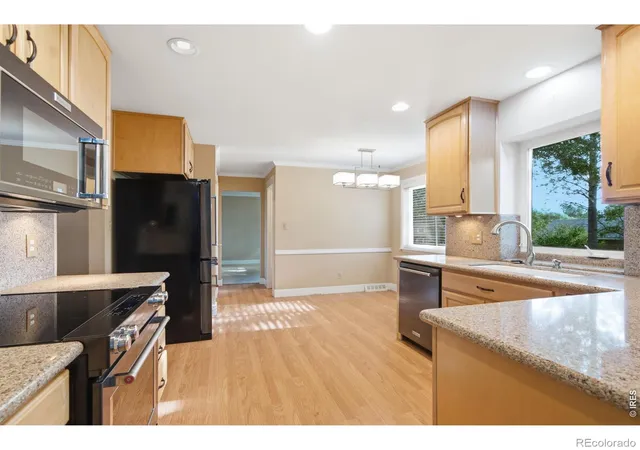Photo 4 of Single family home for sale at 2175 Buena Vista Dr, Greeley, CO 80634 | MLS# IR1064880 | Listing updated on 2026-10-06