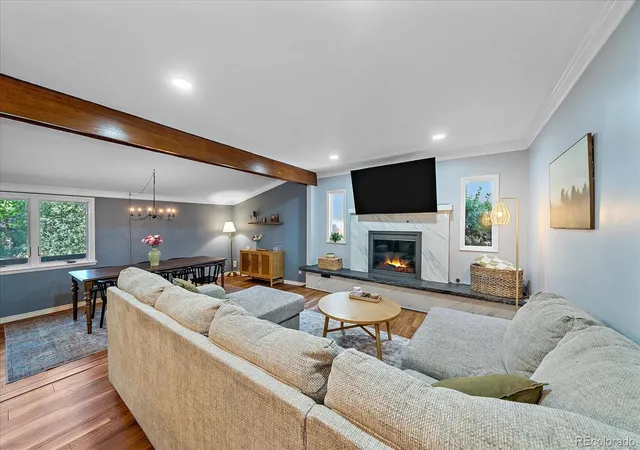 Photo 3 of Single family home for sale at 1809 S Van Gordon Ct, Lakewood, CO 80228 | MLS# 8827932 | Listing updated on 2026-10-10