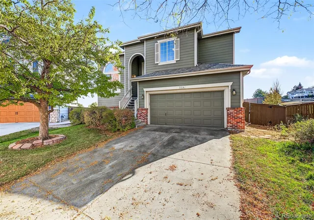 Single family home for sale at 224 Willowick Cir, Highlands Ranch, CO 80129 | MLS# 4441666