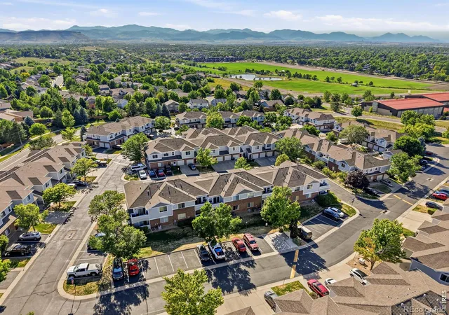 2nd image of 5536 Lewis Ct, Arvada, CO 80002