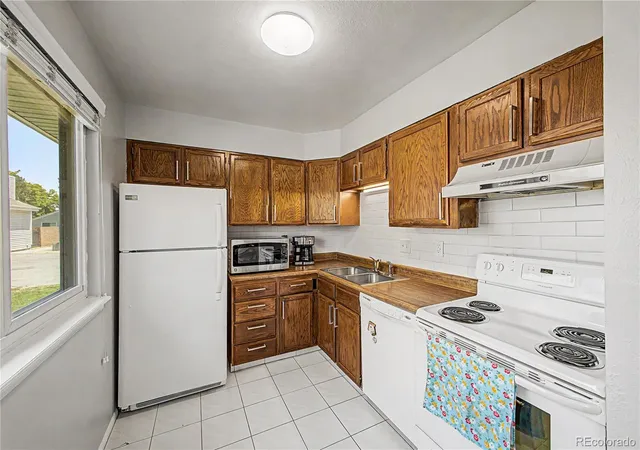 Photo 3 of Townhouse for sale at 1739 W 102nd Avenue, Thornton, CO 80260 | MLS# 6325069 | Listing updated on 2026-07-24