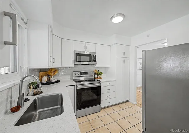 5th image of 2145 S Fenton St, Denver, CO 80227 | MLS# 1998567
