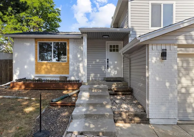 Photo 2 of Sale Pending at 1077 S Joplin Way, Aurora, CO 80017 | MLS# 5506043 | Listing updated on 2026-10-05
