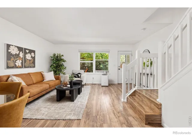 Photo 4 of Townhouse for sale at 187 Pheasant Run, Louisville, CO 80027 | MLS# IR1064937 | Listing updated on 2026-10-14