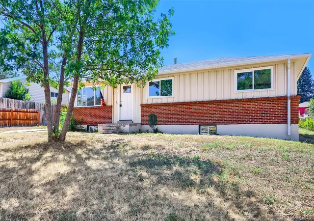 1st image of 116 Ash Ave, Castle Rock, CO 80104 | MLS# 3211735