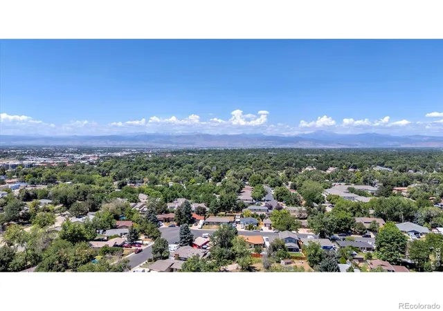 2nd image of 500 Lashley St, Longmont, CO 80504