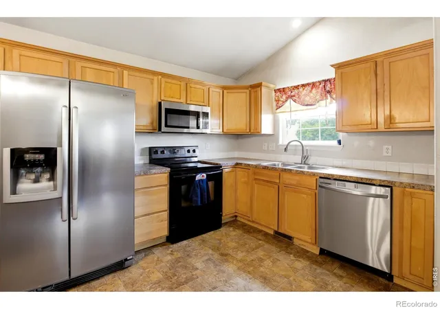 Photo 3 of Single family home for sale at 2810 40th Avenue, Greeley, CO 80634 | MLS# IR1064961 | Listing updated on 2026-09-30