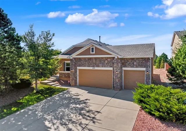 Photo 2 of Single family home for sale at 1825 Lantern Tree Grv, Monument, CO 80132 | MLS# 7036750 | Listing updated on 2026-08-29