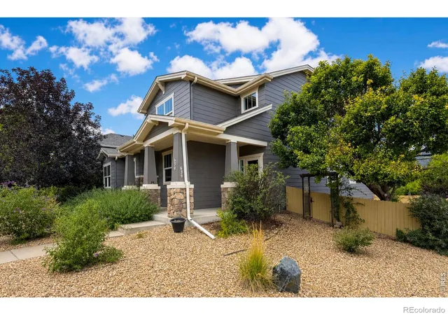 2nd image of 639 Summer Hawk Dr, Longmont, CO 80504 | MLS# IR1064971