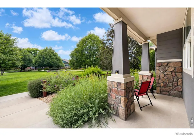 Photo 4 of Single family home for sale at 639 Summer Hawk Dr, Longmont, CO 80504 | MLS# IR1064971 | Listing updated on 2026-09-21