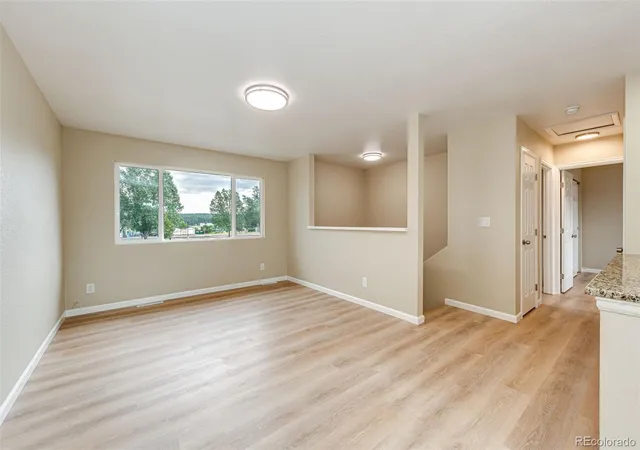 5th image of 841 S Elbert St, Elizabeth, CO 80107 | MLS# 9873123