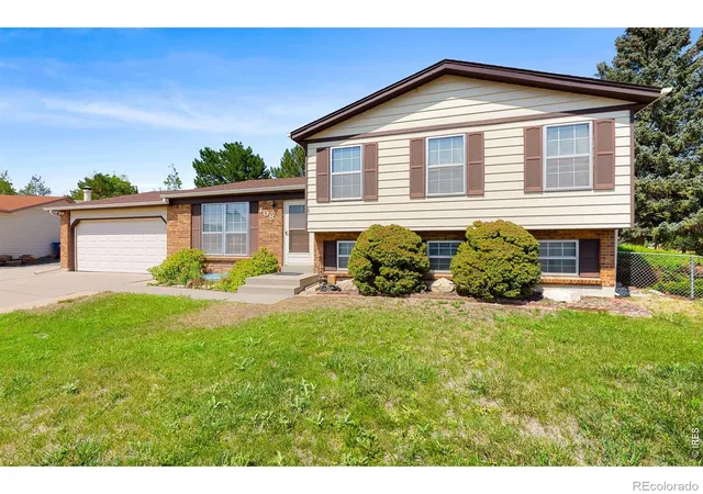 3rd image of 1082 Lilac Ct, Broomfield, CO 80020 | MLS# IR1064981