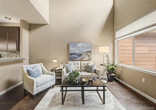 5th image of 8552 Gold Peak Ln, Highlands Ranch, CO 80130