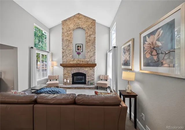 5th image of 1907 Ross Ln, Highlands Ranch, CO 80126 | MLS# 3430948