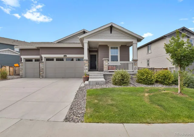 1st image of 991 Horsetail Loop, Elizabeth, CO 80107 | MLS# 6447347
