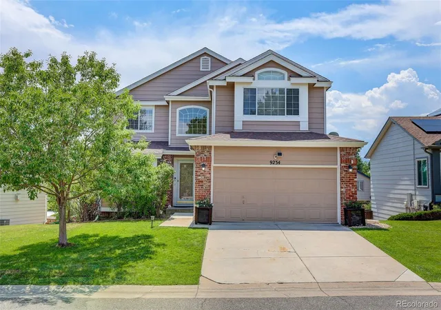 Photo 1 of Single family home for sale at 9234 W Hinsdale Pl, Littleton, CO 80128 | MLS# 1572530 | Listing updated on 2026-09-29