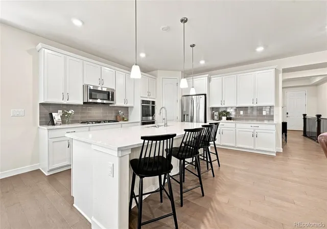 4th image of 7154 Hyland Hills St, Castle Pines, CO 80108 | MLS# 8698523