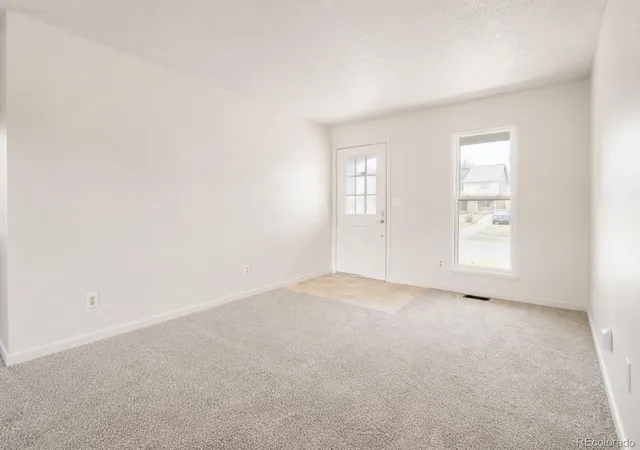Photo 3 of Single family home for sale at 3120 S Halifax St, Aurora, CO 80013 | MLS# 5081538 | Listing updated on 2026-08-29
