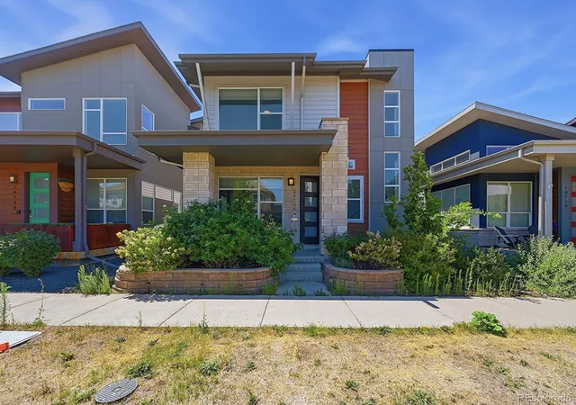 1st image of 10730 E 26th Ave, Aurora, CO 80010 | MLS# 8097455