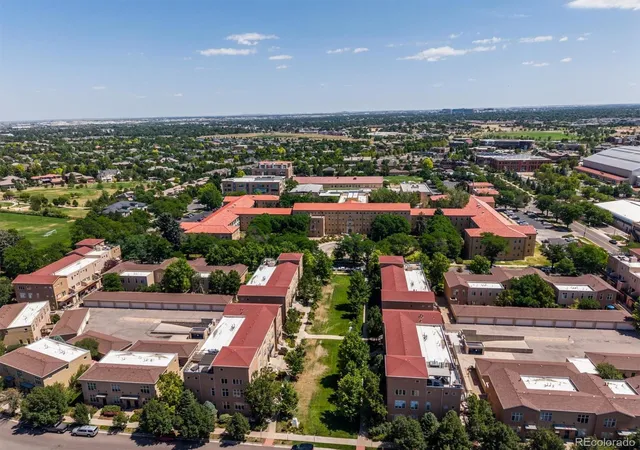 2nd image of 220 Roslyn St, Denver, CO 80230