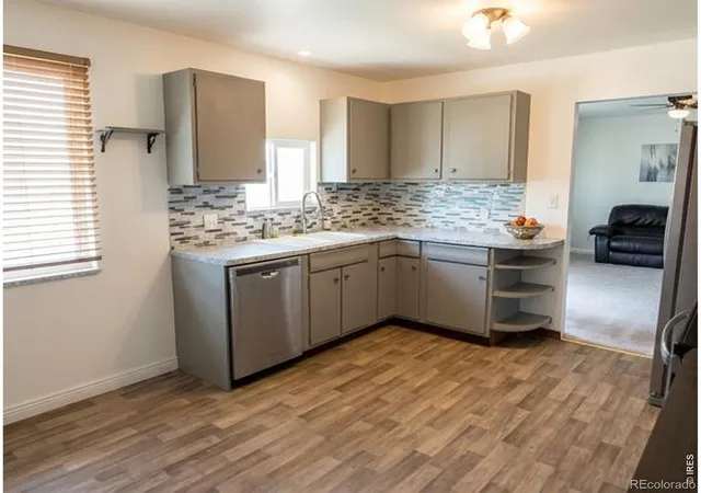 Photo 3 of Single family home for sale at 809 Linda St, Fort Morgan, CO 80701 | MLS# IR1065031 | Listing updated on 2026-09-21