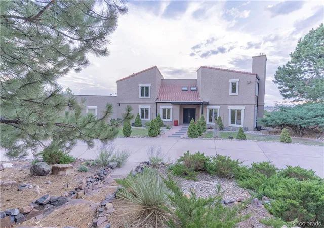 2nd image of 8095 S Oak Hill Cir, Aurora, CO 80016 | MLS# 4394590