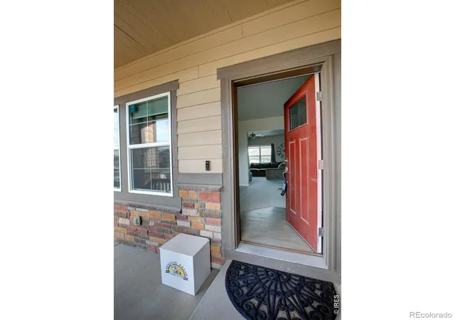 Photo 2 of Single family home for sale at 2137 Honeybee Dr, Windsor, CO 80550 | MLS# IR1065035 | Listing updated on 2026-08-15