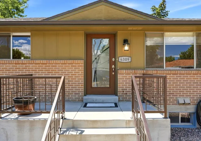 Photo 1 of Single family home for sale at 6309 Eaton Ct, Arvada, CO 80003 | MLS# 8814784 | Listing updated on 2026-09-24