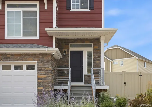 Photo 3 of Single family home for sale at 4003 N Quatar Ct, Aurora, CO 80019 | MLS# 2869753 | Listing updated on 2026-09-08