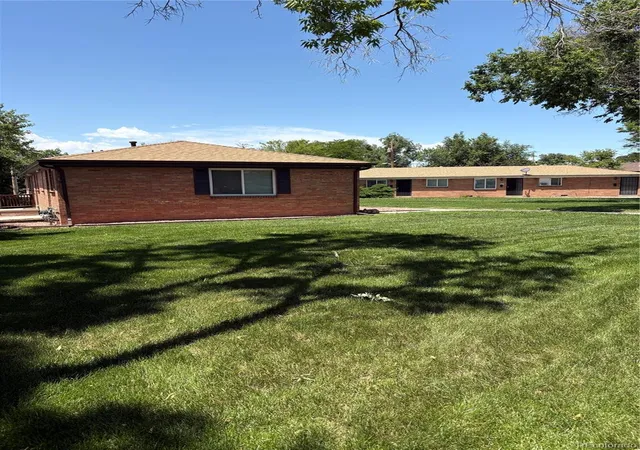 3rd image of 1129 Dallas St, Aurora, CO 80010 | MLS# 6264875