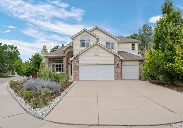 Photo 2 of Single family home for sale at 320 Driftwood Cir, Lafayette, CO 80026 | MLS# 9888819 | Listing updated on 2026-08-12
