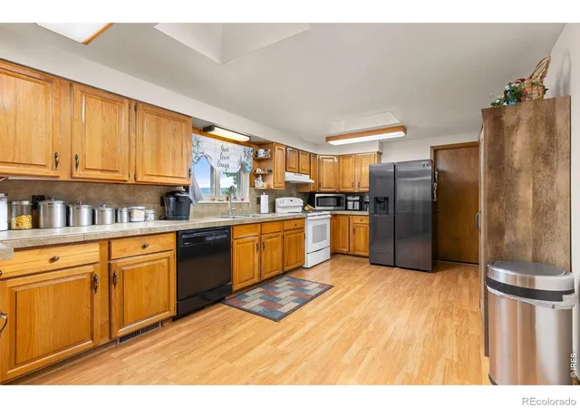 Photo 4 of Single family home for sale at 5001 Meining Rd, Berthoud, CO 80513 | MLS# IR1065045 | Listing updated on 2026-09-29