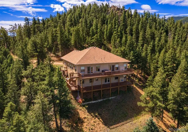 Photo 1 of Single family home for sale at 950 Sugar Loaf, Manitou Springs, CO 80829 | MLS# 2500250 | Listing updated on 2026-09-30
