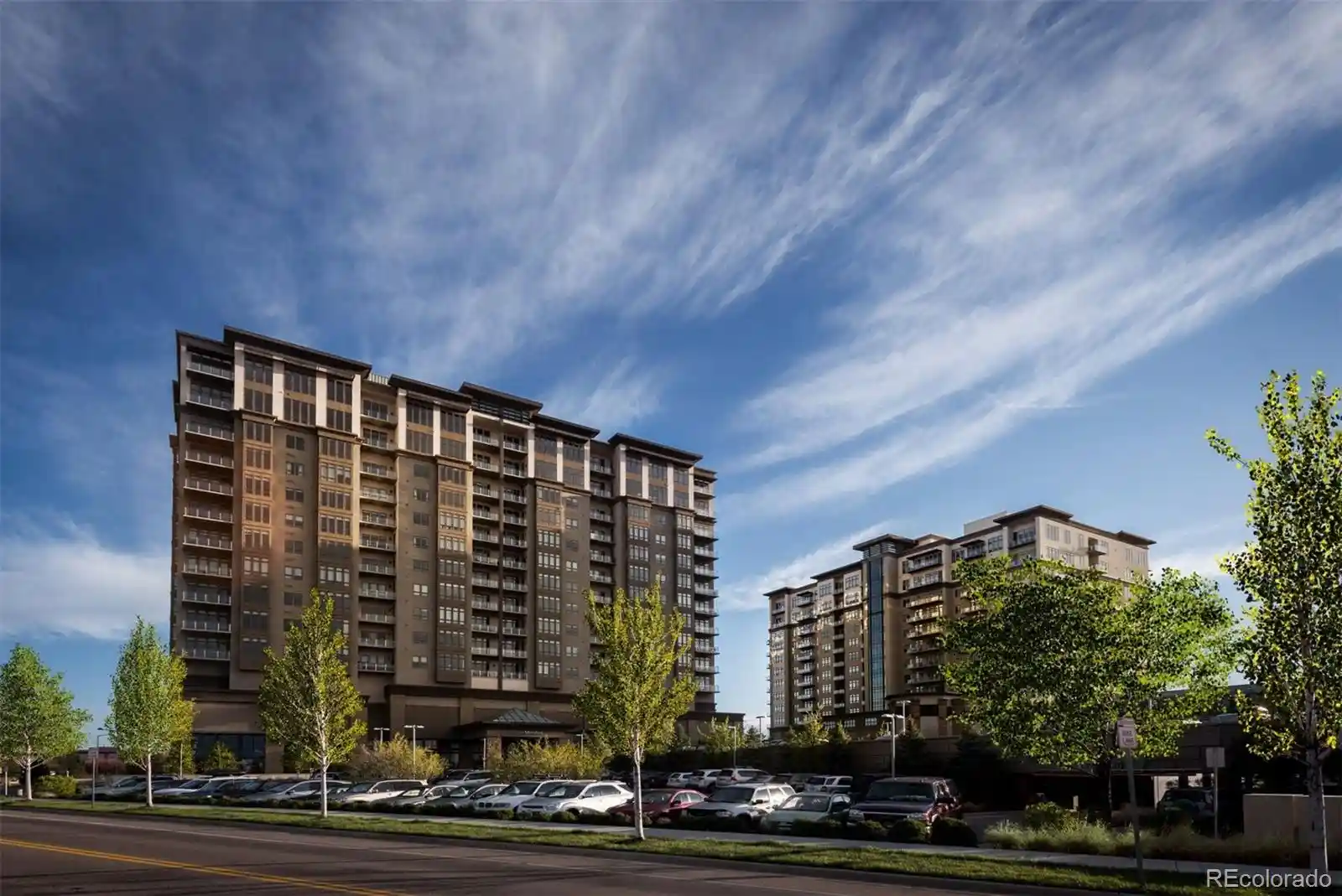 Listing Photo 2 - Condo for sale in 7600 Landmark Wy located at 7600 Landmark Wy, Greenwood Village, CO 80111 - Unit #814