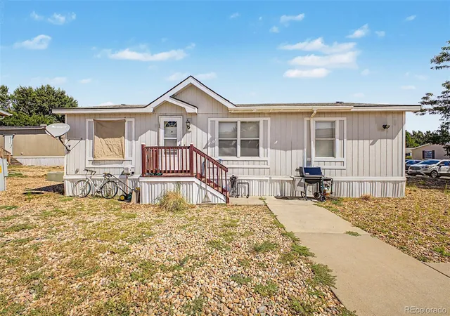 Photo 3 of Manufactured home for sale at 10545 Bald Eagle Cir, Firestone, CO 80504 | MLS# 7476165 | Listing updated on 2026-07-29