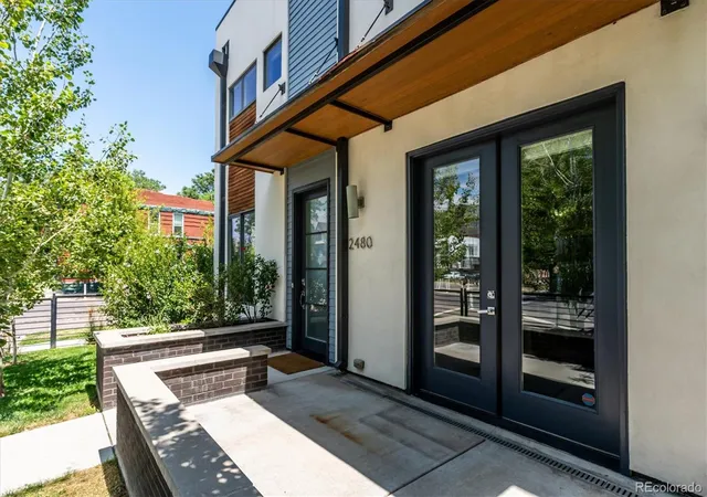 Photo 2 of Townhouse for sale at 2480 N Clarkson St, Denver, CO 80205 | MLS# 2045364 | Listing updated on 2026-09-25