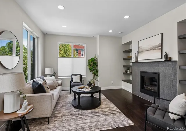 Photo 3 of Townhouse for sale at 2480 N Clarkson St, Denver, CO 80205 | MLS# 2045364 | Listing updated on 2026-09-25