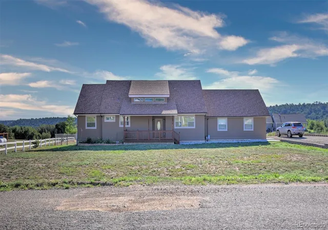 Photo 1 of Single family home for sale at 330 Garrett Dr, Trinidad, CO 81082 | MLS# 4462465 | Listing updated on 2026-07-31