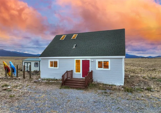 Photo 3 of Single family home for sale at 137 Western Bee Ln, Fairplay, CO 80440 | MLS# 7872663 | Listing updated on 2026-08-29
