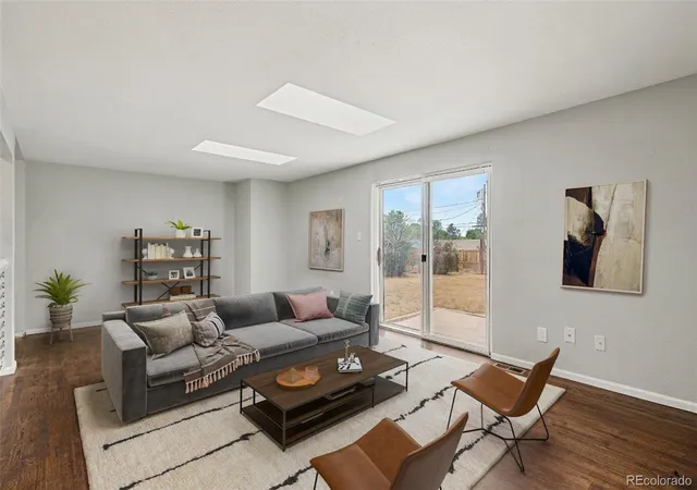 Photo 4 of Sale Pending at 661 E Fremont Ave, Centennial, CO 80122 | MLS# 8830710 | Listing updated on 2026-08-20