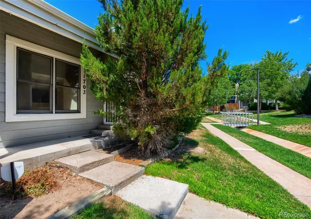 5th image of 11703 E Cornell Cir, Aurora, CO 80014 | MLS# 2439932