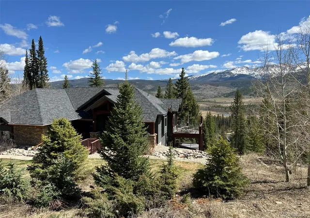 Listing Photo 4 - Condo for sale in building located at 1361 Cir 8, Fraser, CO 80442